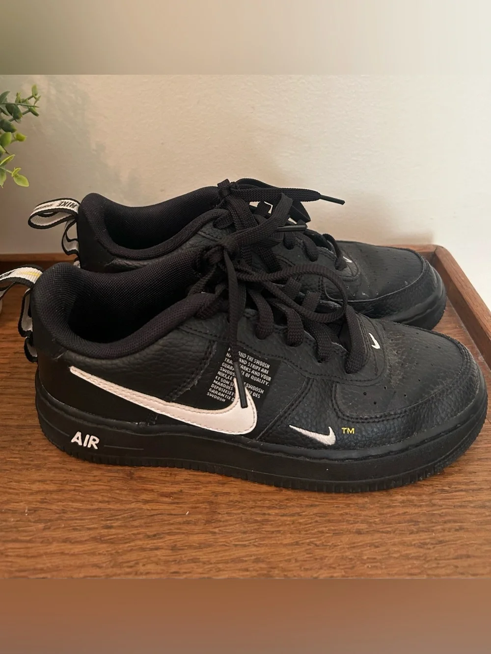 Nike Air Force 1 Low LV8 Utility Black White Youth Sneakers Size 4Y